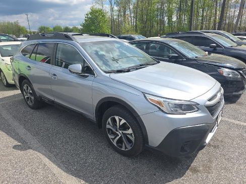 Used 2020 Subaru Outback Limited AWD/4WD image 6