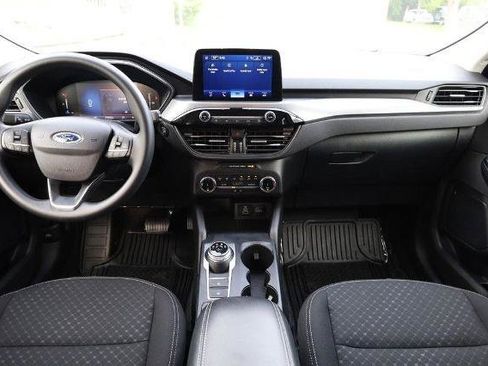 Used 2025 Ford Escape Active AWD/4WD image 23