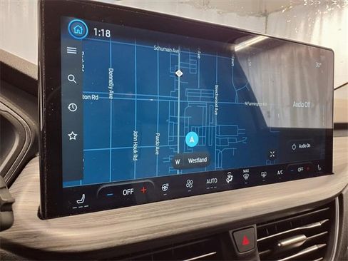 Certified 2023 Ford Escape Platinum w/ Premium Technology Package image 11