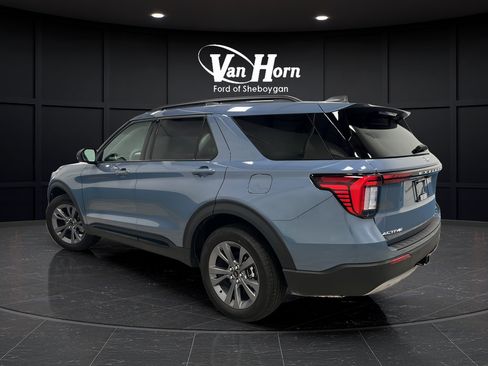 Certified 2026 Ford Explorer Active w/ Active Comfort Package AWD/4WD image 5