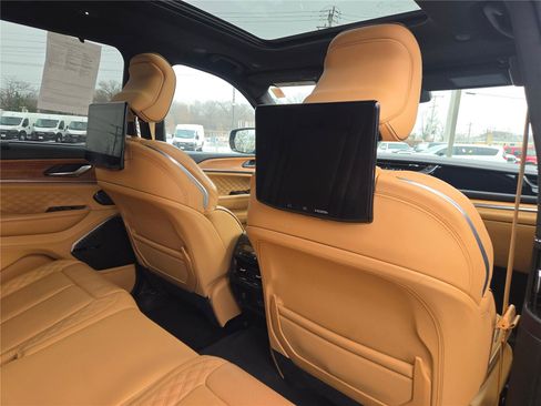 Certified 2025 Jeep Grand Cherokee L Summit image 13