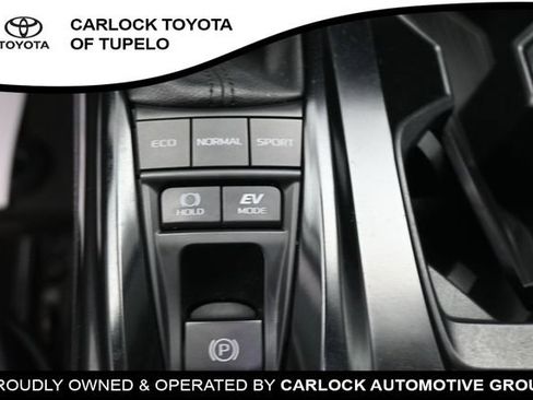 Used 2025 Toyota Camry LE w/ Convenience Package FWD image 16