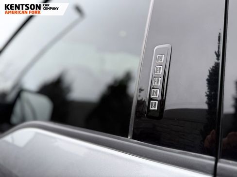 Used 2020 Ford F150 Lariat image 19