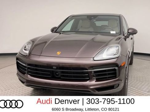 Used 2023 Porsche Cayenne Coupe AWD/4WD image 7