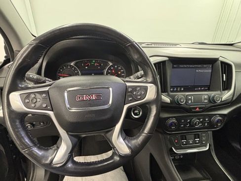 Used 2020 GMC Terrain SLT w/ Preferred Package image 16
