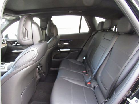 New 2026 Mercedes-Benz GLC 300 4MATIC image 15