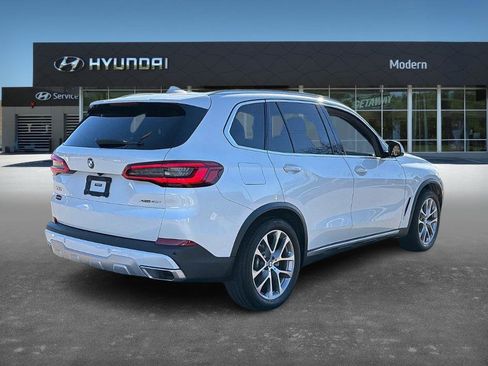 Used 2019 BMW X5 xDrive40i w/ Premium Package 2 image 4