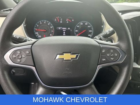 Used 2023 Chevrolet Traverse LS w/ Safety Package AWD/4WD image 11