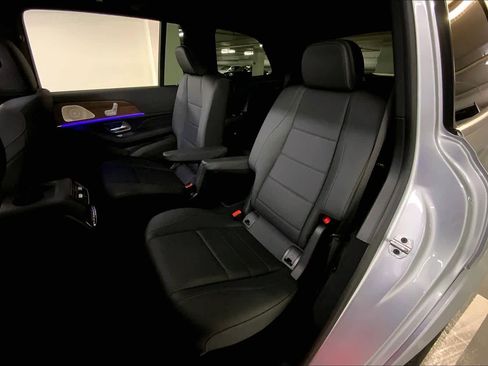 Used 2025 Mercedes-Benz GLS 450 4MATIC image 20