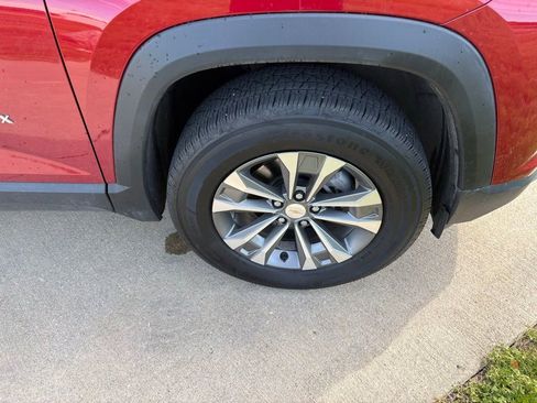 New 2026 Chevrolet Equinox LT w/ Convenience Package II FWD image 51