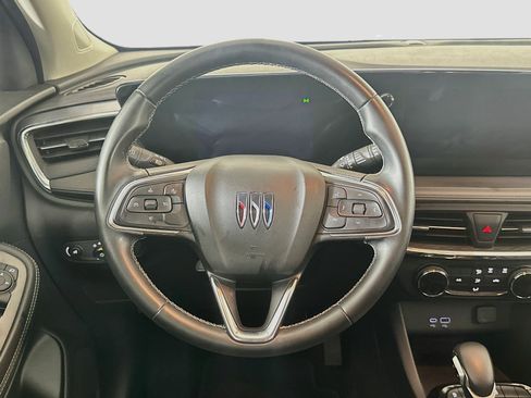Used 2025 Buick Encore GX Preferred FWD image 18