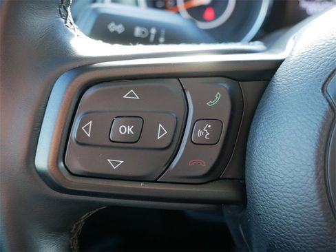 Used 2022 Jeep Wrangler Willys image 18