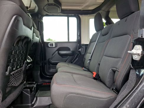 Used 2020 Jeep Wrangler Unlimited Rubicon AWD/4WD image 20