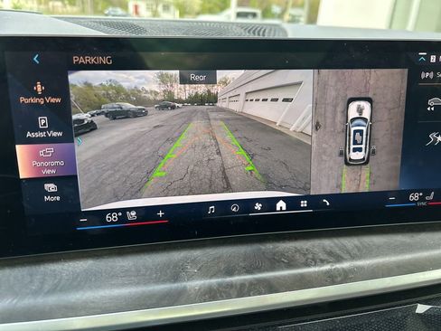 Certified 2024 BMW X7 xDrive40i w/ Parking Assistance Package AWD/4WD image 15