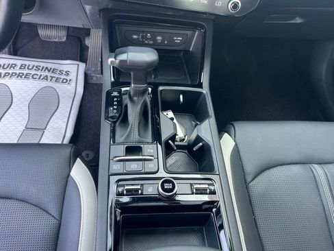 Certified 2025 Kia K5 GT-Line w/ GT-Line Premium Package AWD/4WD image 13