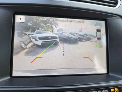 Used 2019 Ford Explorer XLT w/ Equipment Group 202A FWD image 22