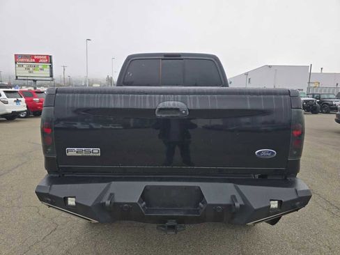 Used 2005 Ford F250 XL AWD/4WD image 4