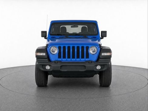 Used 2023 Jeep Wrangler Sport AWD/4WD image 2