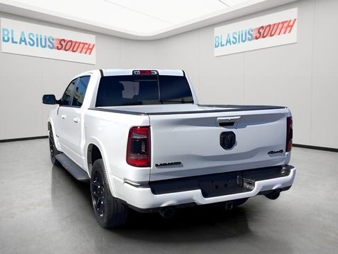 Used 2022 RAM 1500 Laramie AWD/4WD image 5