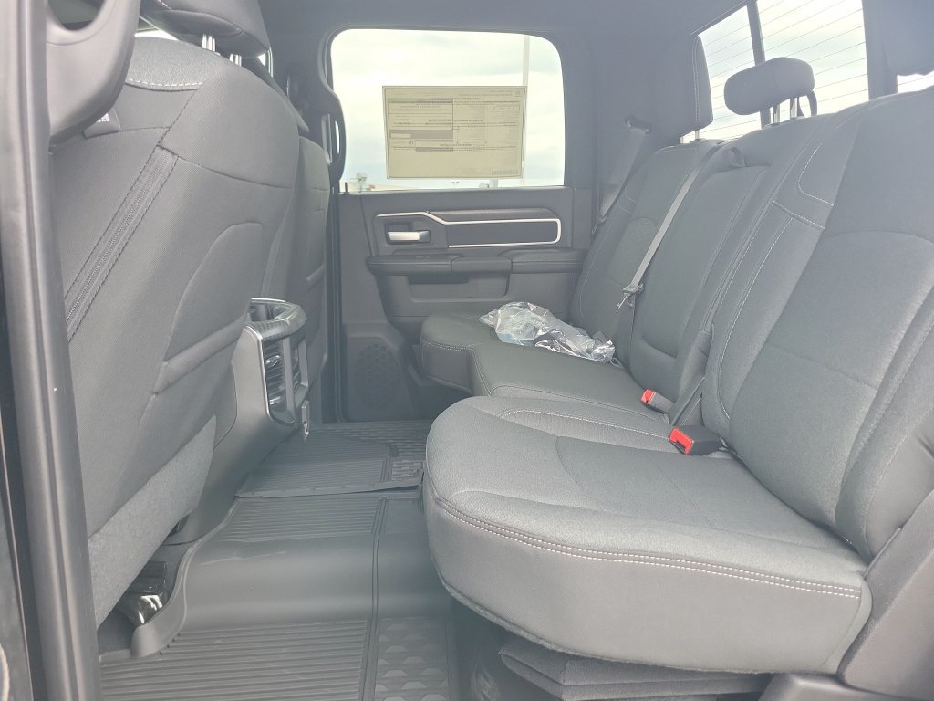 New 2027 RAM 3500 Big Horn AWD/4WD image 10