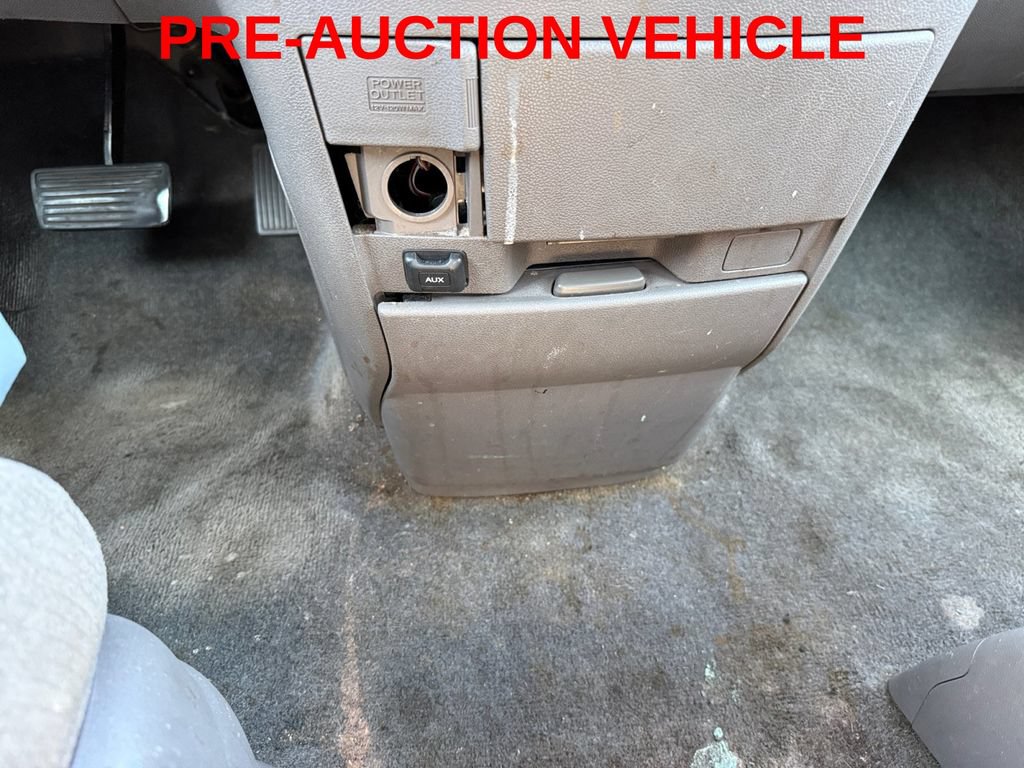 Used 2011 Honda Odyssey LX image 24
