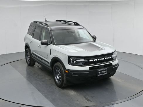 Used 2024 Ford Bronco Sport Outer Banks w/ Tech Package image 45