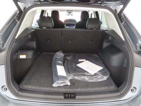 New 2025 Volkswagen Tiguan SE image 22