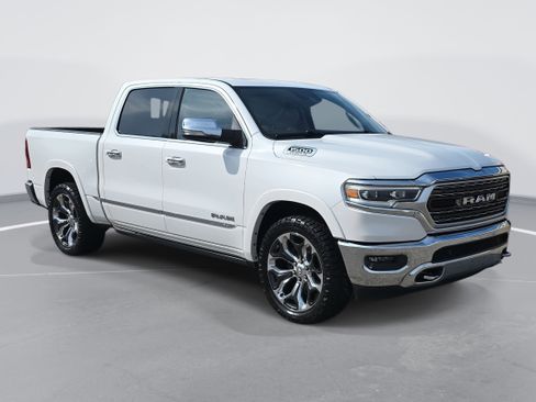 Used 2019 RAM 1500 Limited image 3