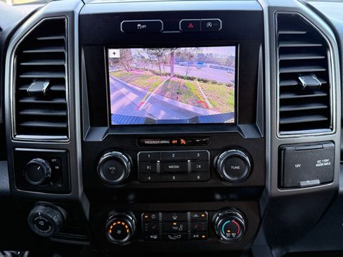 Used 2019 Ford F150 XLT image 35