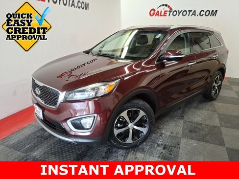 Used 2017 Kia Sorento EX image 1