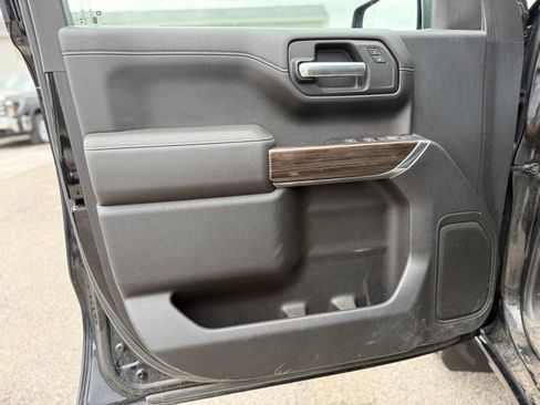 Used 2019 Chevrolet Silverado 1500 LT w/ All-Star Edition AWD/4WD image 10