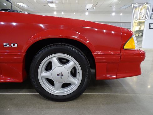 Used 1989 Ford Mustang GT image 34