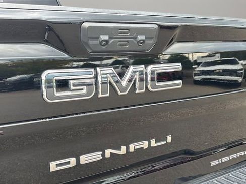 Used 2024 GMC Sierra 2500 Denali Ultimate image 38