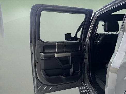 Used 2020 Ford F150 Raptor w/ Equipment Group 802A Luxury image 19