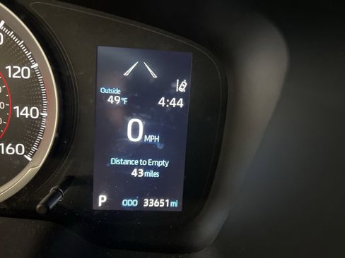 Used 2022 Toyota Corolla SE image 9