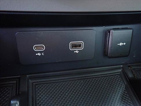 Used 2024 Land Rover Defender 110 S AWD/4WD image 17