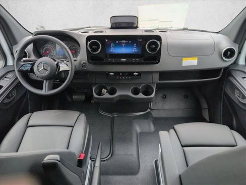 New 2026 Mercedes-Benz Sprinter 2500 image 15