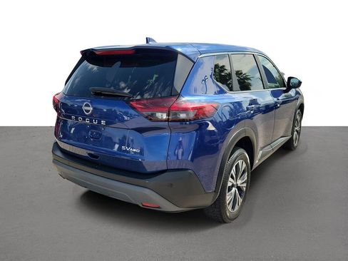 Used 2023 Nissan Rogue SV FWD image 3
