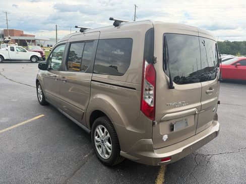Used 2020 Ford Transit Connect XLT FWD image 5