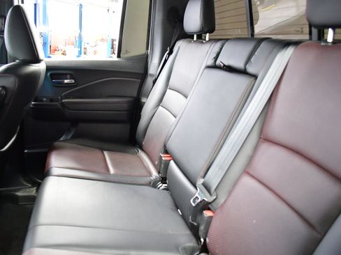 Used 2023 Honda Ridgeline Black Edition image 11