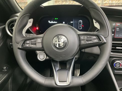 New 2025 Alfa Romeo Giulia AWD w/ Driving Assist Package image 15