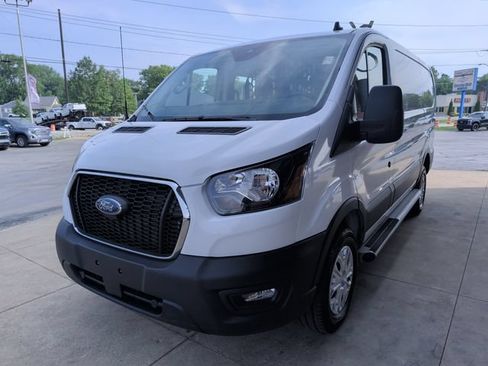 Used 2025 Ford Transit 250 Low Roof w/ Exterior Upgrade Package RWD image 3