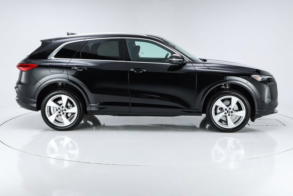 Used 2025 Audi Q5 Premium Plus w/ Premium Plus AWD/4WD image 56