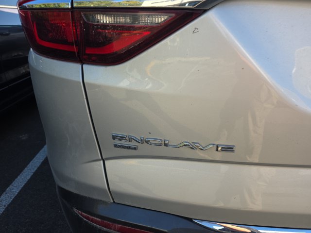Used 2020 Buick Enclave Premium w/ Sun and Sites Package AWD/4WD image 7
