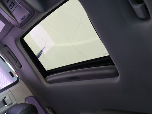 Used 2015 Chevrolet Silverado 2500 LTZ image 17