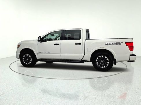 Used 2018 Nissan Titan PRO-4X AWD/4WD image 7