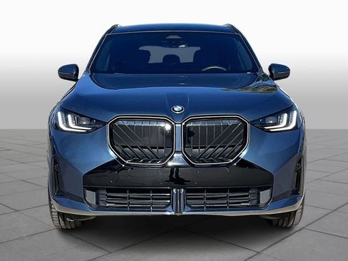 Used 2025 BMW X3 xDrive30i w/ Premium Package image 3