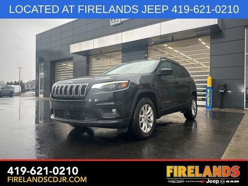 Used 2022 Jeep Cherokee Latitude Lux image 3