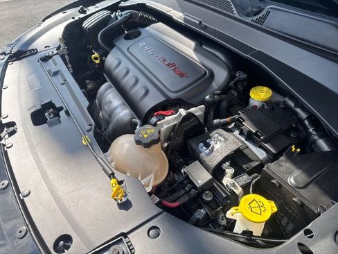 Used 2018 Jeep Compass Limited w/ Navigation Group image 37