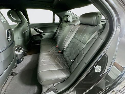 New 2026 BMW i7 eDrive50 w/ Executive Package RWD image 17